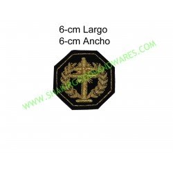 Escudo Bordado A Mano 6cmx6cm